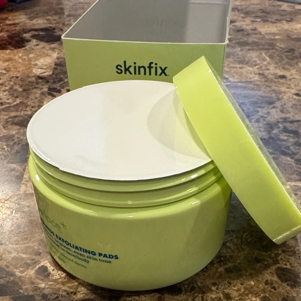 Skinfix AHA/BHA Niacinamide Exfoliating Pads - 60 Head To Toe Wipes New in Box